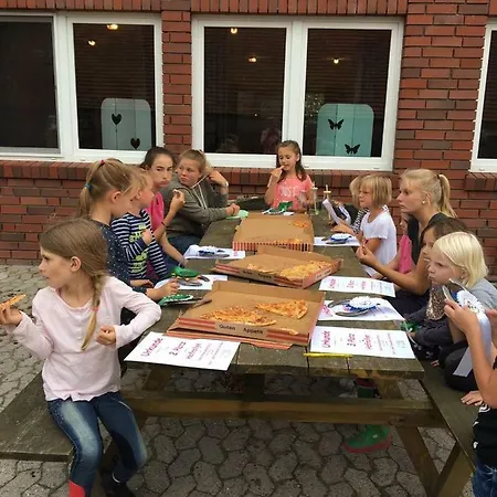 Daire Wohlfuehlurlaub Auf Dem Reit- Und Goldberg